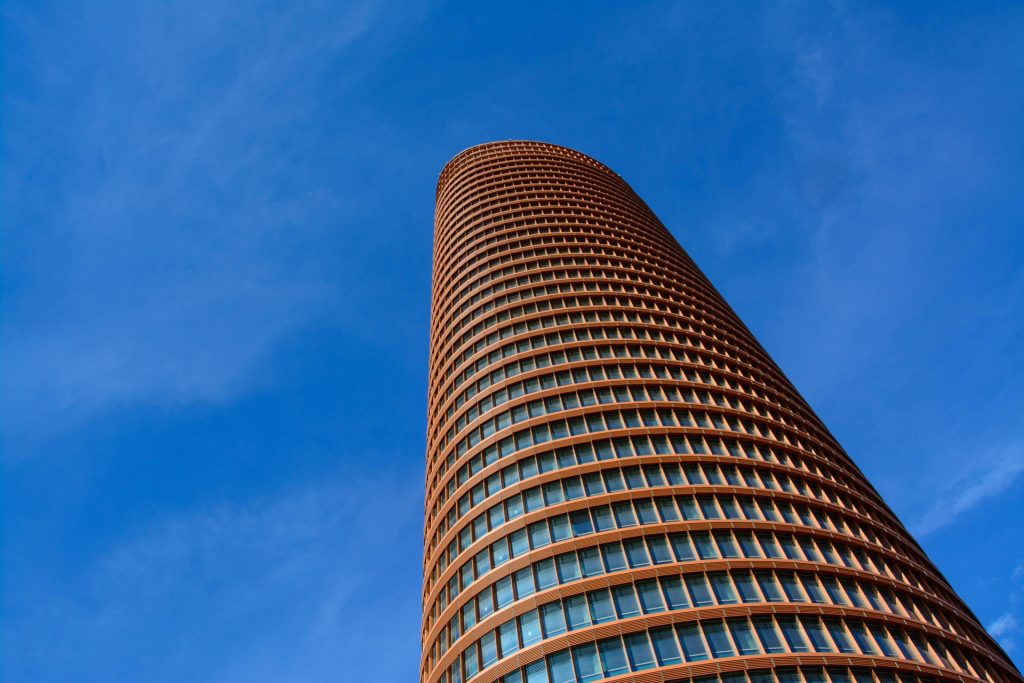 sevilla-tower-786180_1920